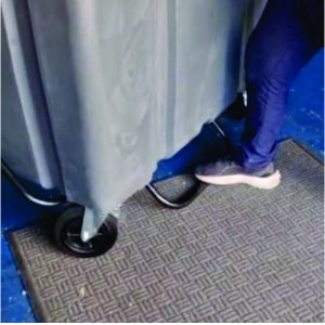 PEDAL PARA CONTAINER COR PRETO
